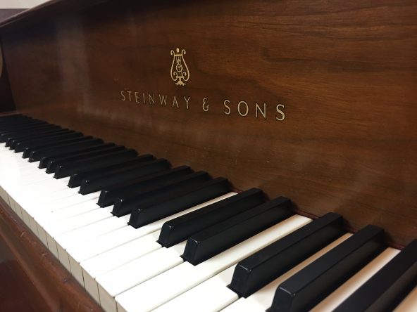 steinway piano walnut used grand